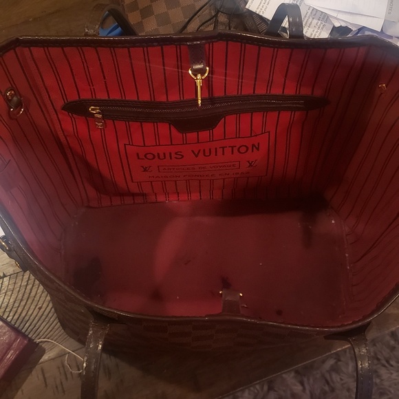 Authentic Louis Vuitton bag used - Picture 2 of 2